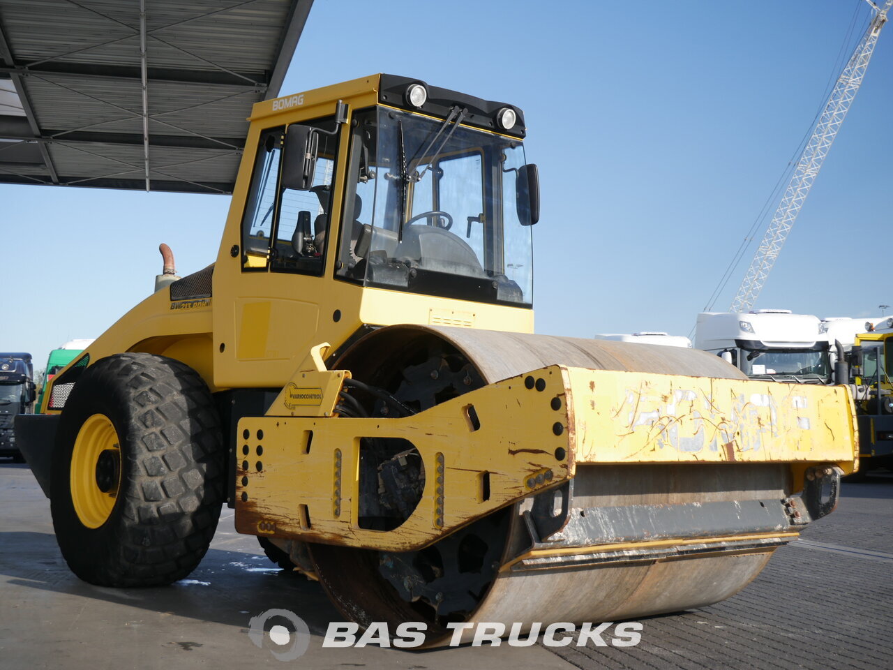 photo of Used Construction equipment Bomag BW213 DH-4 Roller 2006