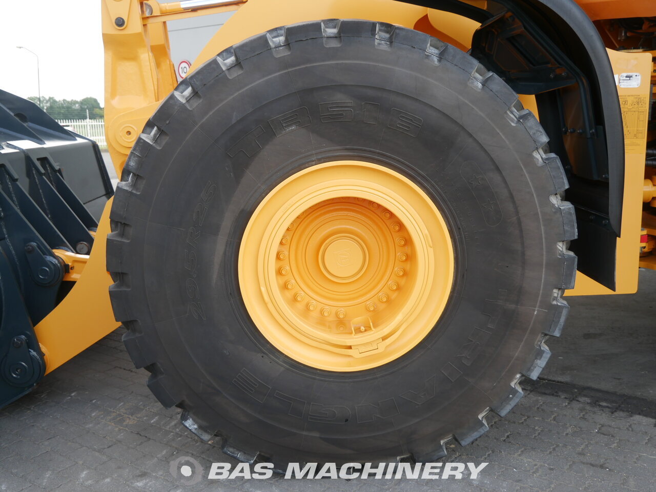 Хендай 780 9s