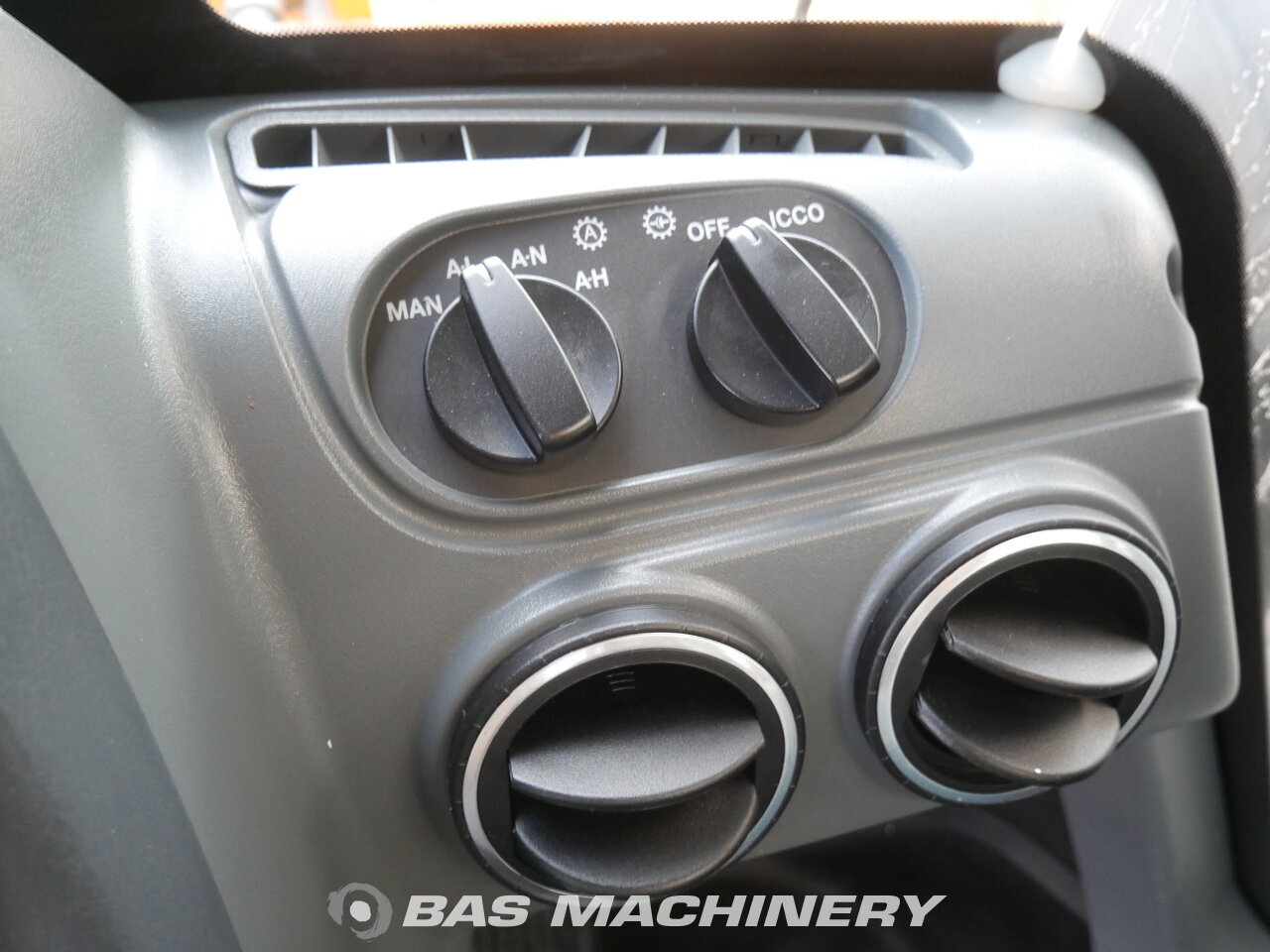 Хендай 780 9s